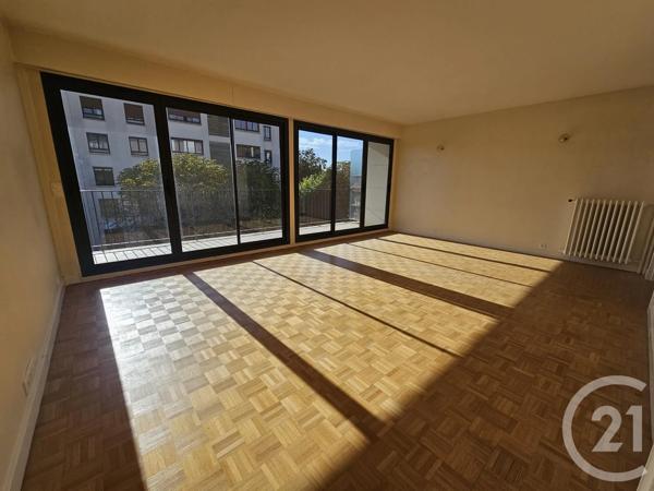 Appartement F3 à vendre  3 pièces - 65,23 m 2   ST MAUR DES FOSSES  - 94