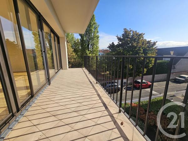 Appartement F3 à vendre  3 pièces - 65,23 m 2   ST MAUR DES FOSSES  - 94