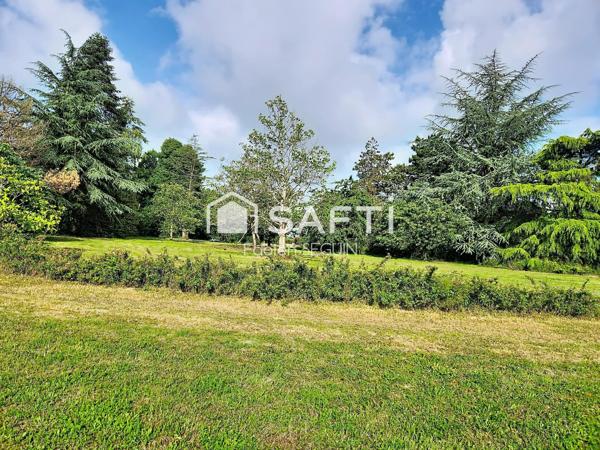 Une vie de plain-pied au calme et au cœur d'un  parc arboré de 7813 m2