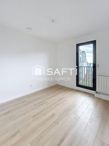 Studio de 2014 proche du métro Robespierre (ligne 9)