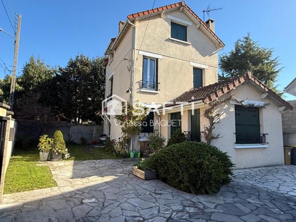 Maison familiale, 6 pièces, 4 chambres, proche toutes commodités