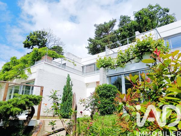 Maison à vendre 8 pièces 211,57 m² Le Plessis-Robinson