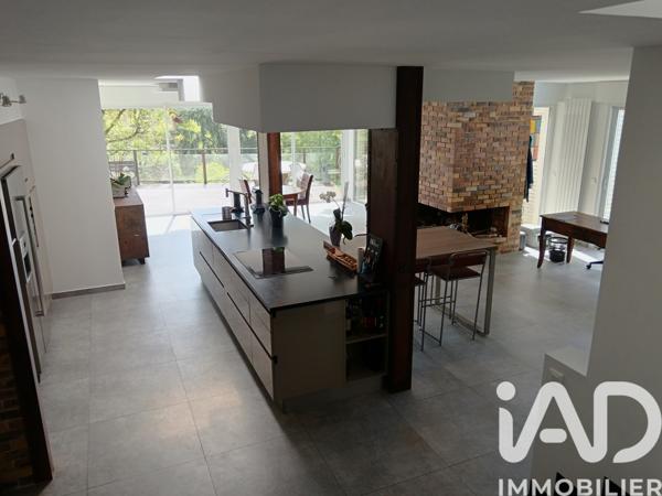 Maison à vendre 8 pièces 211,57 m² Le Plessis-Robinson