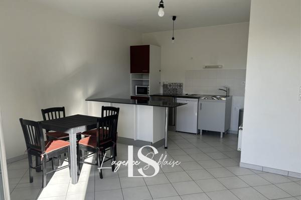 APPARTEMENT AVEC GARAGE DANS RESIDENCE SECURISEE