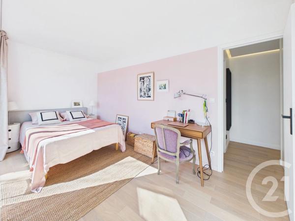 Appartement F4 à vendre  4 pièces - 110,12 m 2   LE PLESSIS ROBINSON  - 92