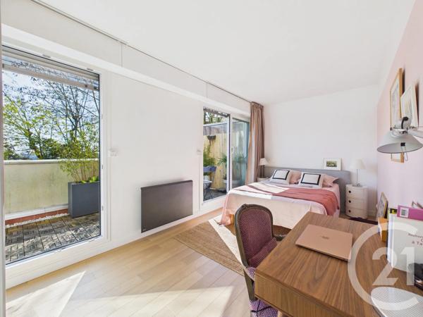 Appartement F4 à vendre  4 pièces - 110,12 m 2   LE PLESSIS ROBINSON  - 92