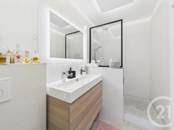 Appartement F4 à vendre  4 pièces - 110,12 m 2   LE PLESSIS ROBINSON  - 92
