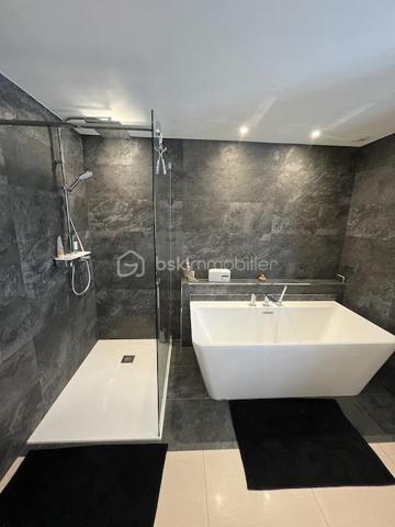 Maison contemporaine de 200 m²