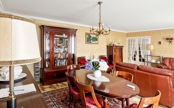 Maison à vendre    5 pièces •  Romorantin-Lanthenay