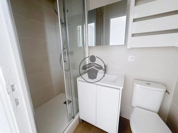 Location                                                      Appartement
                        
                     2 pièces                      24 m2                     à Saint-Quentin