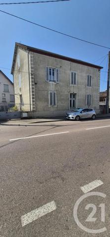 Maison à vendre  8 pièces - 178 m 2   LOUHANS CHATEAURENAUD  - 71