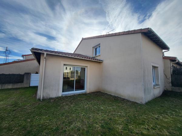 Maison Cholet 4 pièce(s) 109 m2