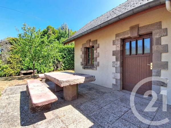 Maison à vendre  6 pièces - 207,20 m 2   FOUGEROLLES  - 70