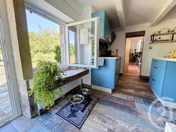 Maison à vendre  6 pièces - 207,20 m 2   FOUGEROLLES  - 70