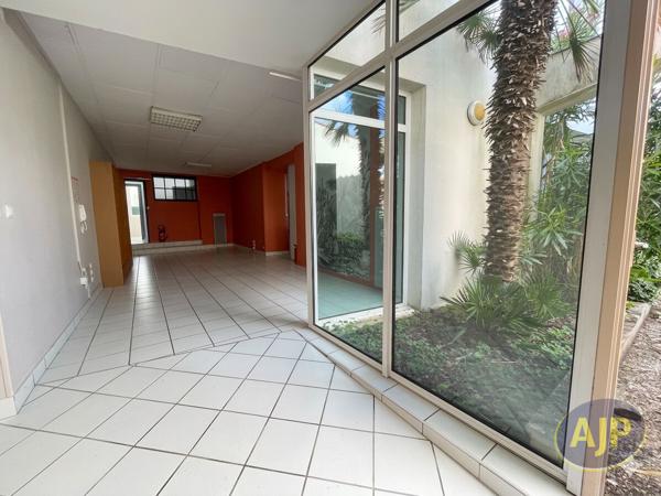 Saintes : 272 000 € - AJP Immobilier Saintes