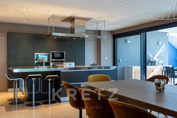 Villa d'architecte d'exception dans un cadre enchanteur