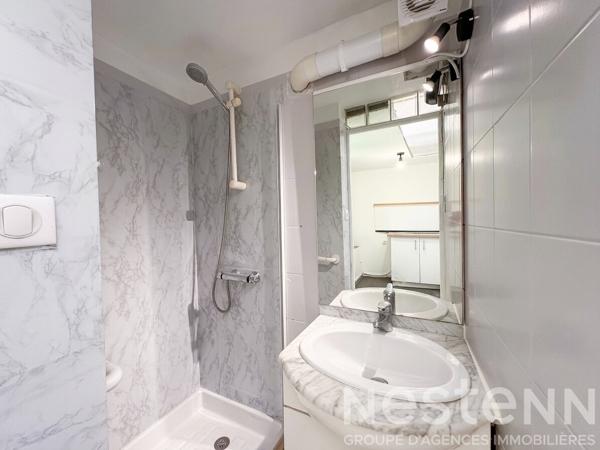 Appartement T2 traversant de 53 m² avec jardin privatif et cave en plein coeur de Varages.