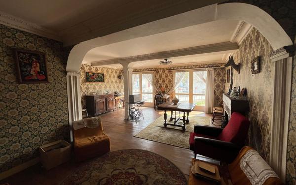 Maison à vendre    7 pièces •  Tartas