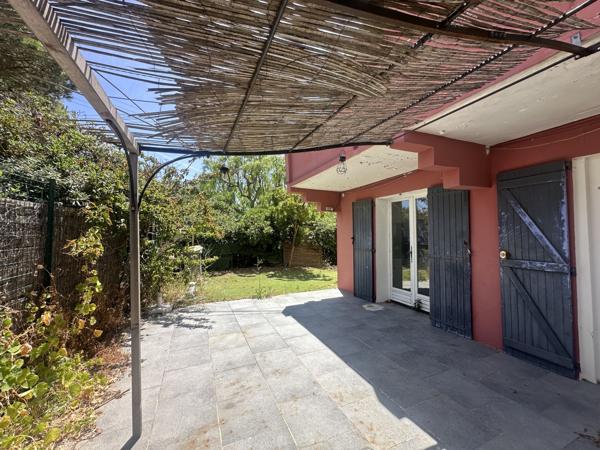 Maison
                                                                                                                                                                                                                                                                                                                        6 pièce(s)                                                                                                                                                                                                          4 chambre(s)                                                                                                                                                                                                          127.49  m²