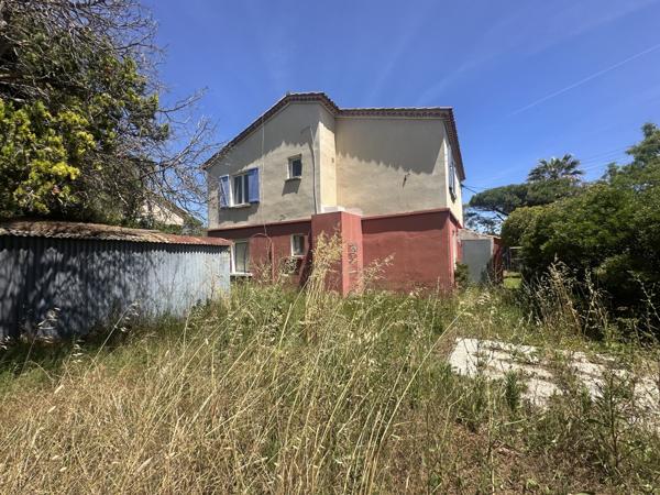 Maison
                                                                                                                                                                                                                                                                                                                        6 pièce(s)                                                                                                                                                                                                          4 chambre(s)                                                                                                                                                                                                          127.49  m²