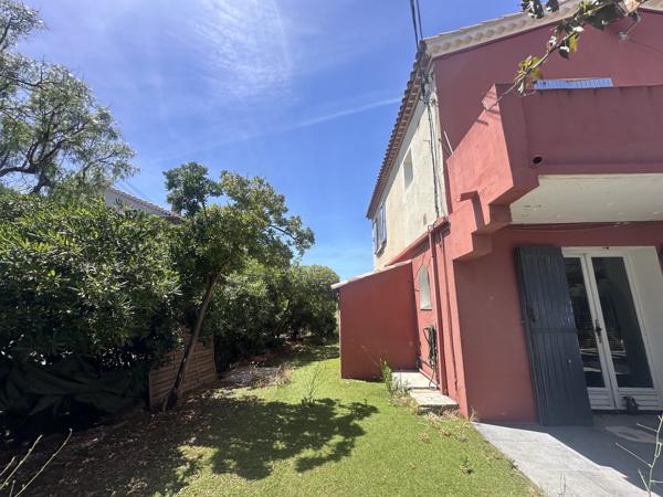 Maison
                                                                                                                                                                                                                                                                                                                        6 pièce(s)                                                                                                                                                                                                          4 chambre(s)                                                                                                                                                                                                          127.49  m²