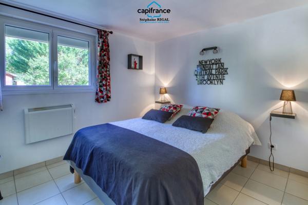 Dpt Lot et Garonne (47), à vendre SAINT SYLVESTRE SUR LOT maison P6 de 130 m² avec piscine - Terrain de 3186 m²