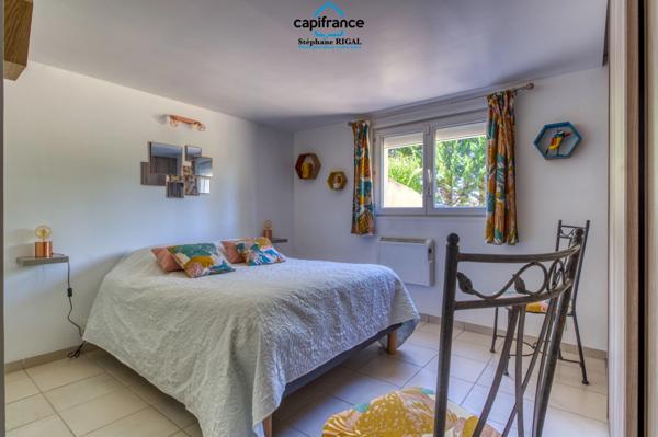 Dpt Lot et Garonne (47), à vendre SAINT SYLVESTRE SUR LOT maison P6 de 130 m² avec piscine - Terrain de 3186 m²