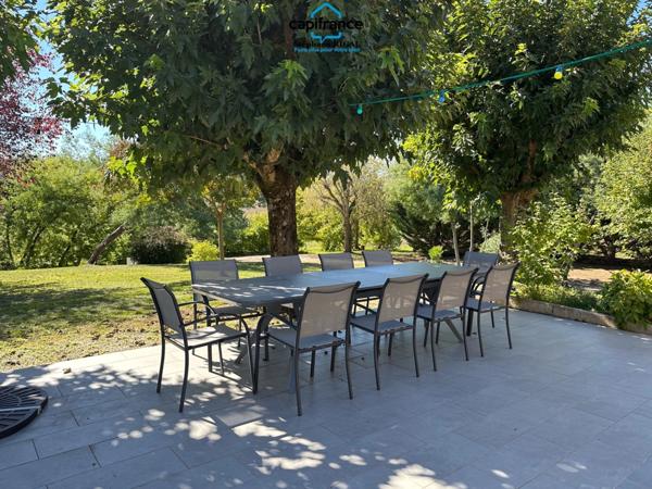 Dpt Lot et Garonne (47), à vendre SAINT SYLVESTRE SUR LOT maison P6 de 130 m² avec piscine - Terrain de 3186 m²