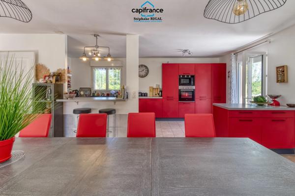 Dpt Lot et Garonne (47), à vendre SAINT SYLVESTRE SUR LOT maison P6 de 130 m² avec piscine - Terrain de 3186 m²