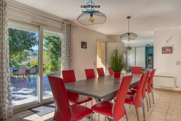 Dpt Lot et Garonne (47), à vendre SAINT SYLVESTRE SUR LOT maison P6 de 130 m² avec piscine - Terrain de 3186 m²