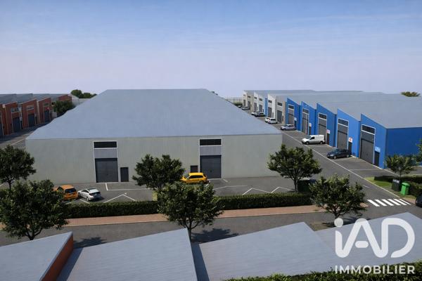 Hangar à vendre 114 m² Chevry-Cossigny