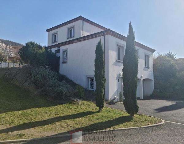 Maison 5 pièce(s) 4 chambre(s) 190 m²