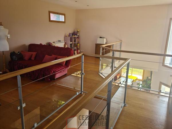 Maison 5 pièce(s) 4 chambre(s) 190 m²