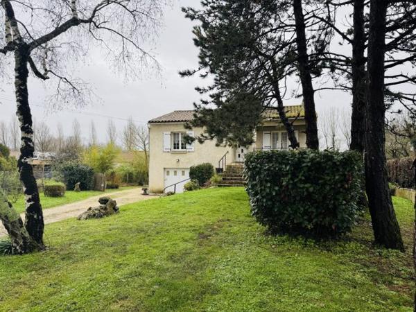 Maison traditionnelle Cozes 153.63 m²