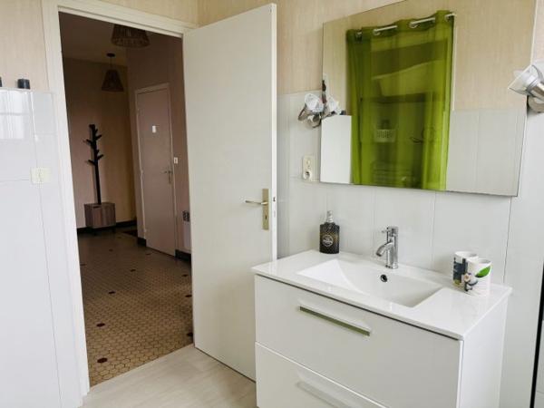 Maison traditionnelle Cozes 153.63 m²