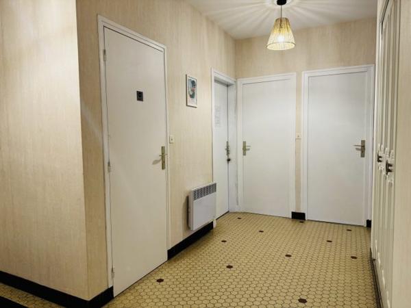 Maison traditionnelle Cozes 153.63 m²