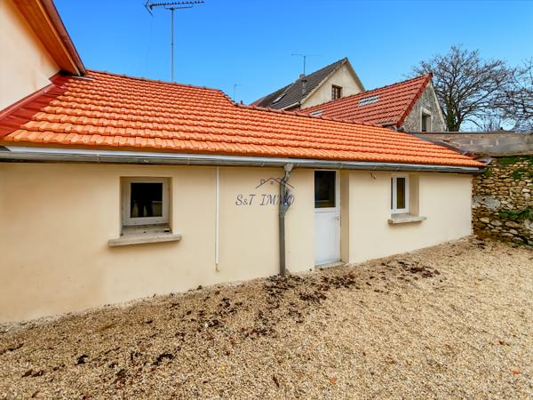 Lardy (91510) Studio meublé - Lardy Bourg