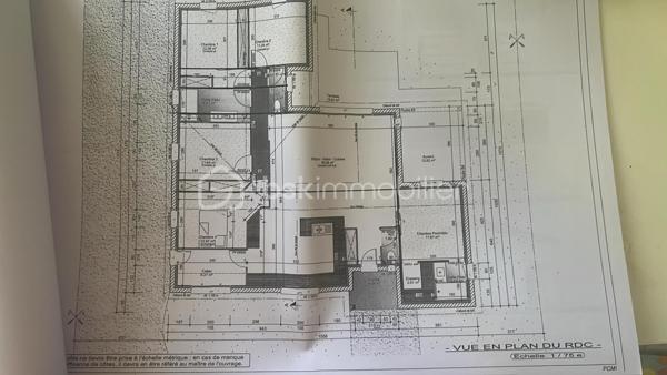 Terrain de 3 500 m²