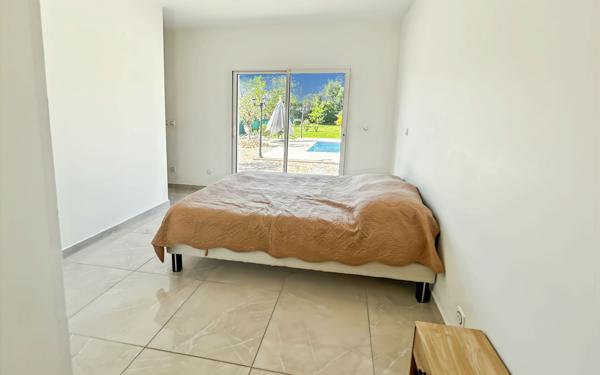 Maison à vendre    5 pièces •  Estillac