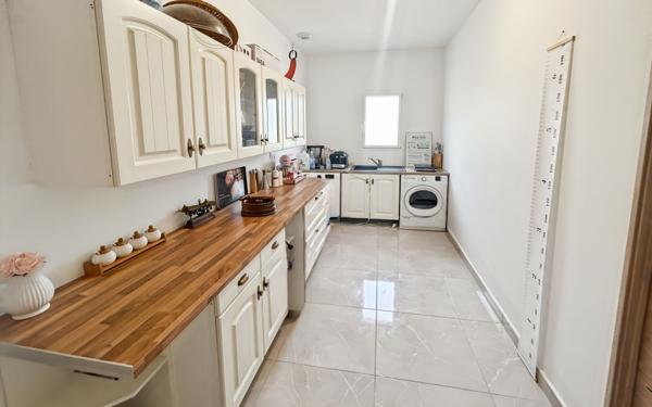 Maison à vendre    5 pièces •  Estillac