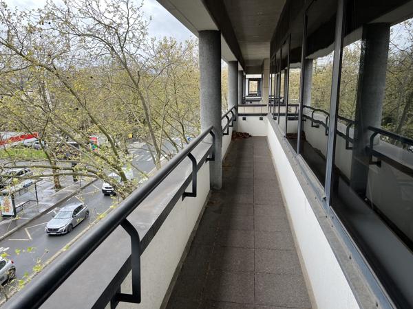 Bureaux à vendre à La Garenne-Colombes proche gare SNCF et commerces