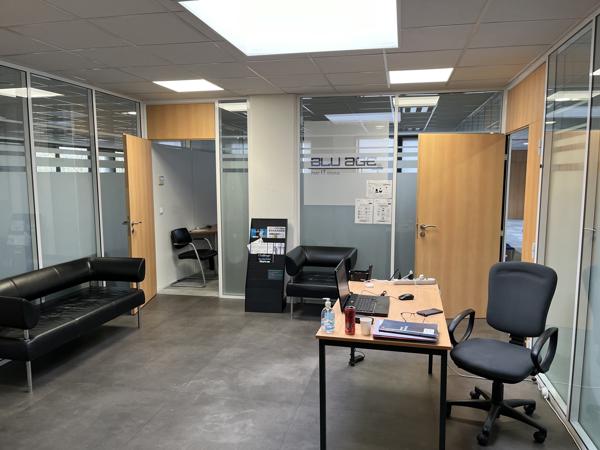 Bureaux à vendre à La Garenne-Colombes proche gare SNCF et commerces