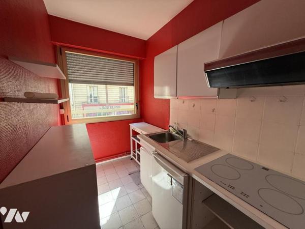STUDIO 28 M2 AVEC CAVE