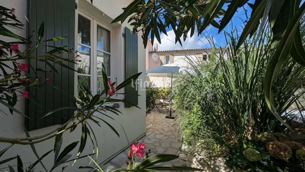Un lot de deux logements a vendre au bord de mer