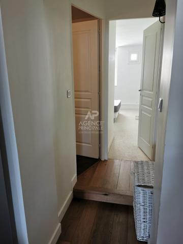 "Versailles Notre-Dame" Joli appartement de 3 pièces meublé de 56 m² ! Loyer 1 645 €/mois charges comprises **  - Référence  27672