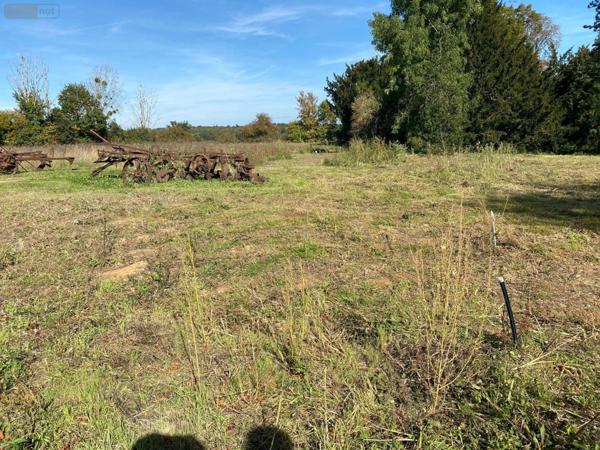 Terrain à Batir à vendre à Berchères-Saint-Germain dans l'Eure-et-Loir (28300), ref : 468