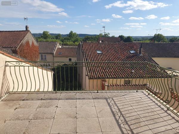 Immeuble à vendre à Valence dans le Tarn-et-Garonne (82400), ref : 1499B   
centre-ville