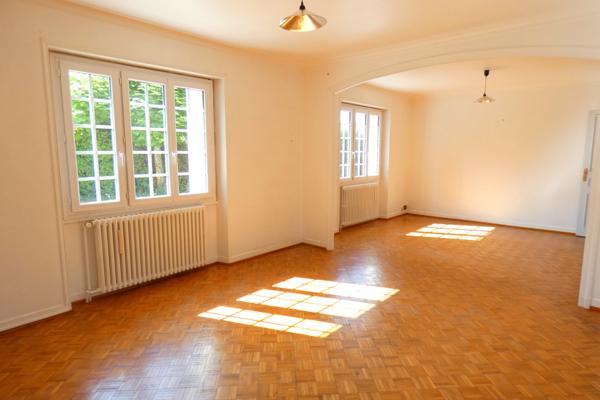 RARE BELLE MAISON PIERRE 1,5 HECTARES Aurillac (15000)