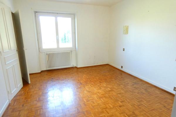 RARE BELLE MAISON PIERRE 1,5 HECTARES Aurillac (15000)