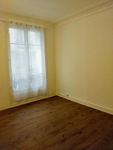 Trois-pièces en parfait état au métro Boucicaut